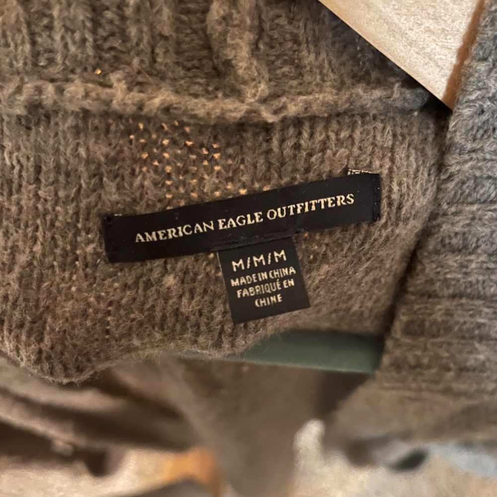 Grey American Eagle Cardigan - Picture 3 of 3